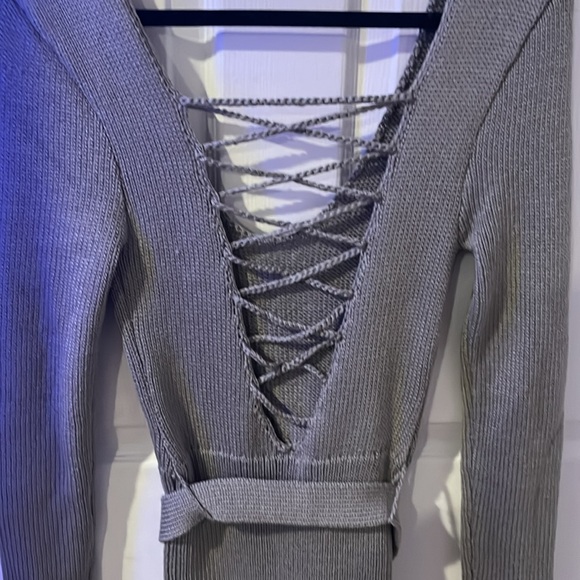 JLUXLABEL sweater dress with beautiful cross tie back - Picture 6 of 8